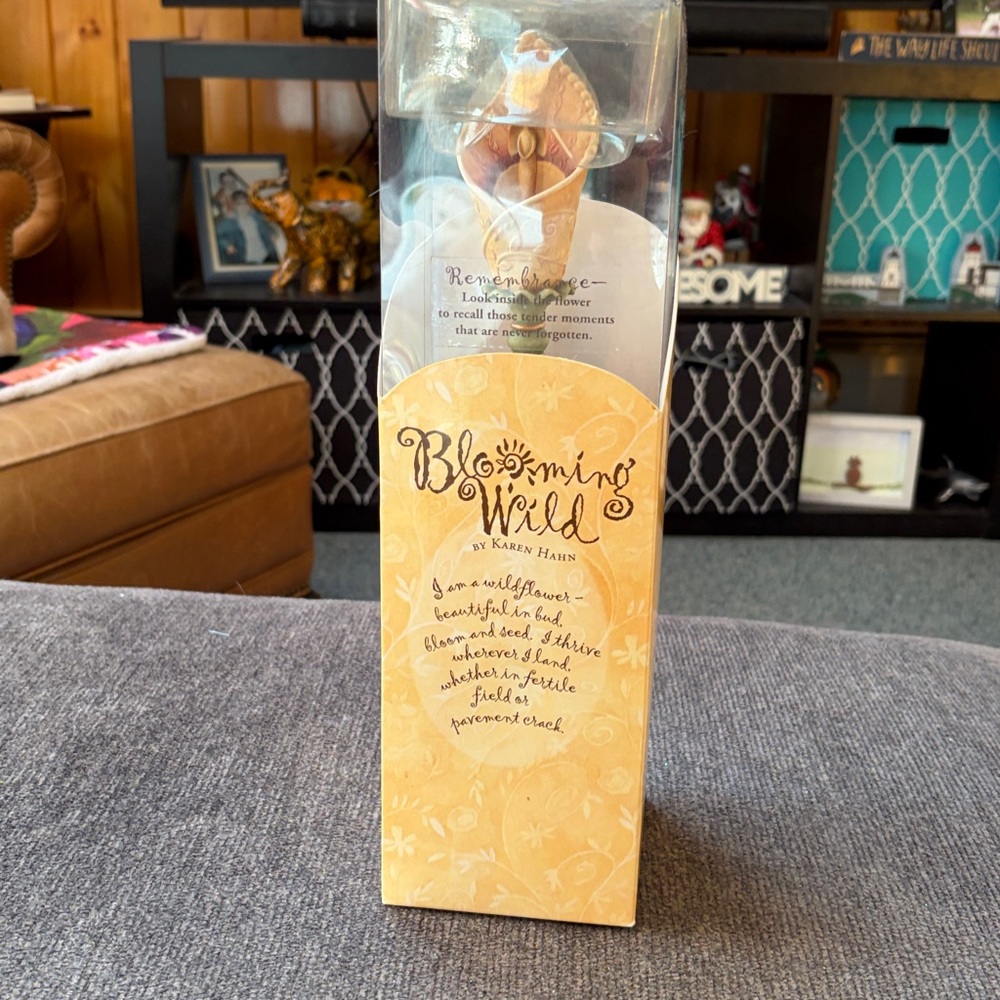 NIB Blooming Wild by Karen Hahn Remembrance Flower